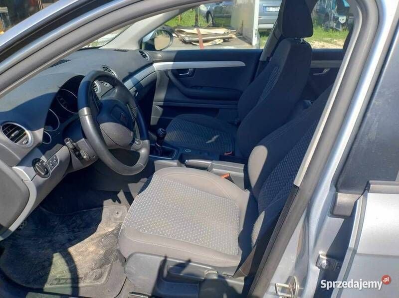 Używany Seat Exeo 2011 Srebrny Sedan/Limuzyna