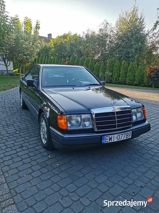 Używany Mercedes E300 1989 Coupe