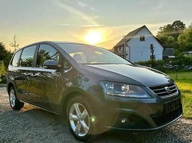 Szary Używany 2017 Seat Alhambra Reference Minivan | 53 900 zł (Uczciwa cena) - Obraz 1/4