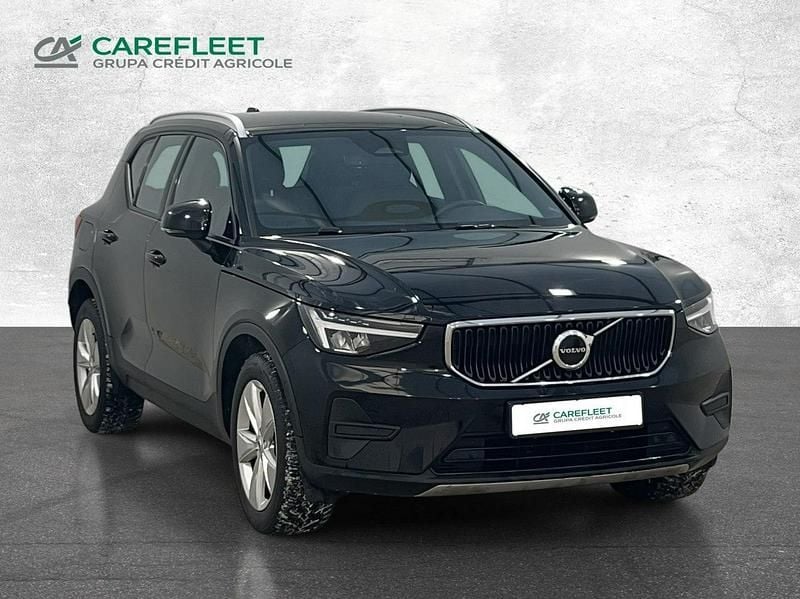Używany Volvo XC40 Core 163 KM (119 kW) 2022 Czarny SUV