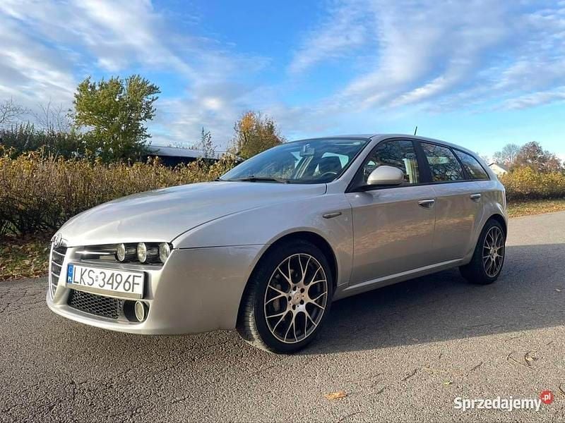 Srebrny Używany 2009 Alfa Romeo 159 Kombi | 9400 zł (Uczciwa cena) - Obraz 1/4