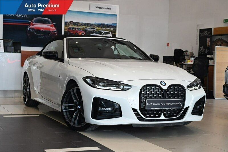 Biały (metalik) Używany 2021 BMW 418 Coupe | 199 900 zł - Obraz 1/4