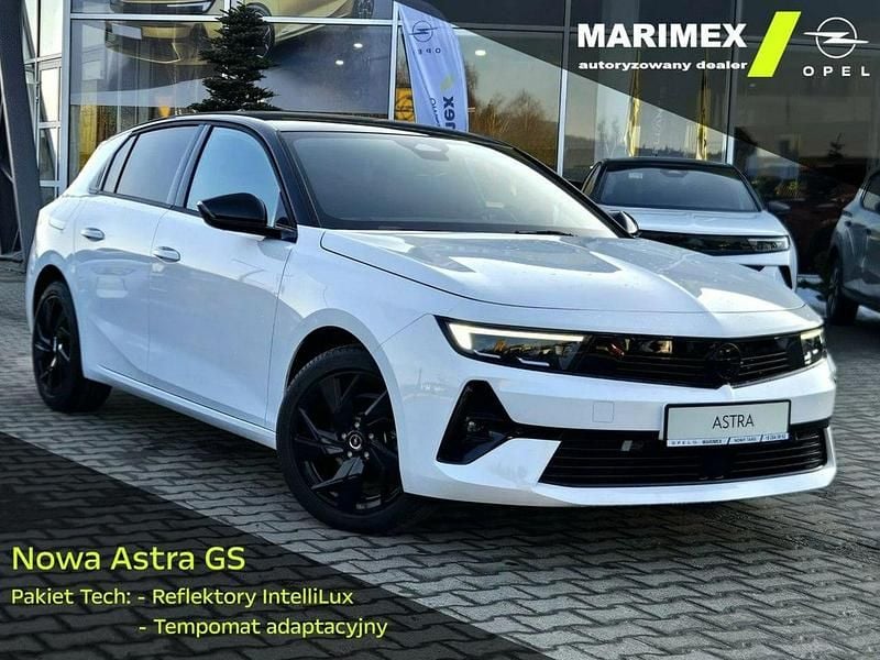 Nowe Opel Astra 130 KM (95 kW) 2025 Biały Sedan/Limuzyna