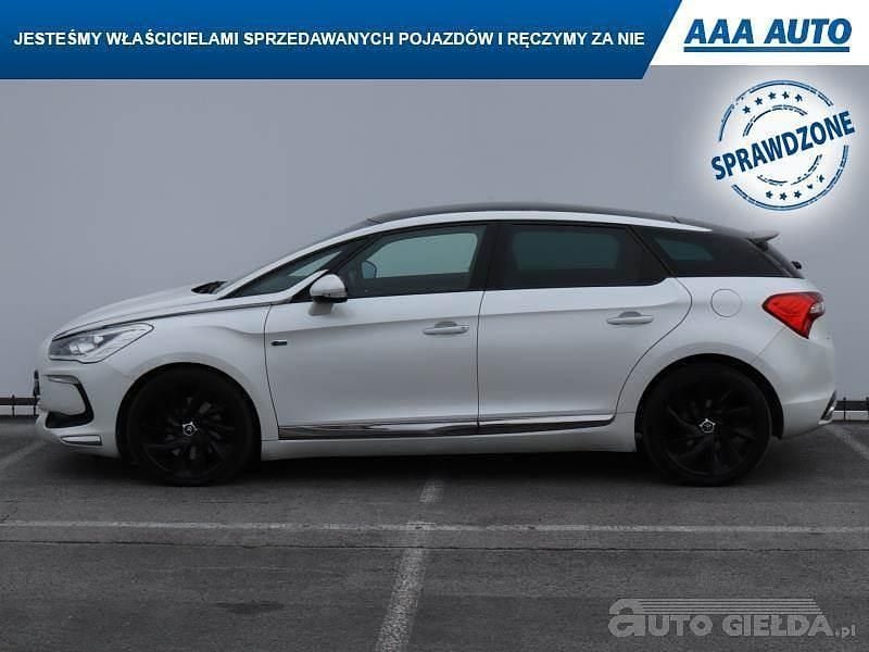 Używany Citroën DS5 2013 Biały Hatchback