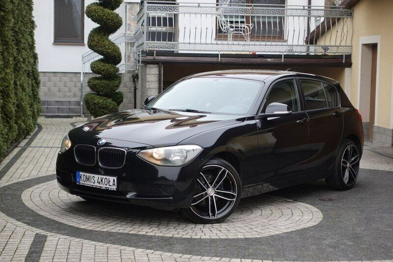Czarny Używany 2012 BMW 116 Hatchback | 24 900 zł (Uczciwa cena) - Obraz 1/4