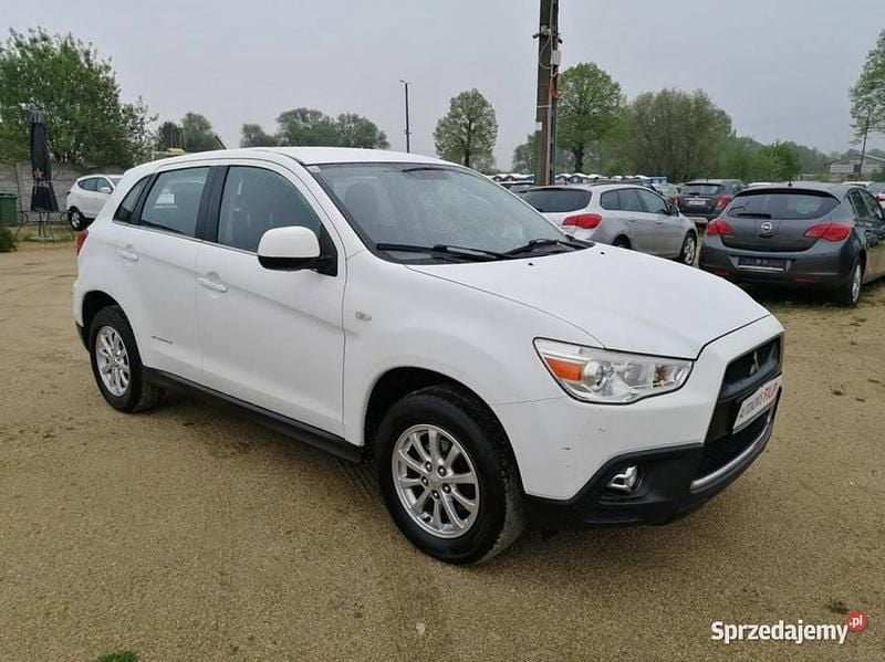 Biały Używany 2013 Mitsubishi ASX SUV | 33 900 zł (Uczciwa cena) - Obraz 1/4