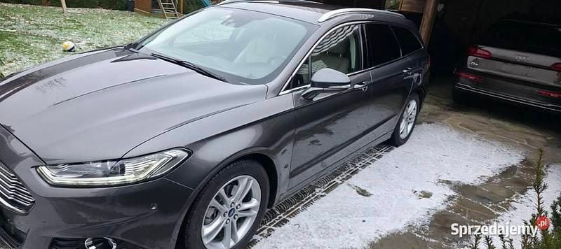 Szary Używany 2017 Ford Mondeo Titanium Kombi | 52 000 zł (Uczciwa cena) - Obraz 1/4