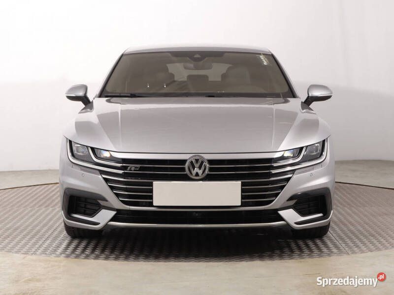 Srebrny Używany 2020 VW Arteon Sedan/Limuzyna | 105 999 zł (Uczciwa cena) - Obraz 1/4