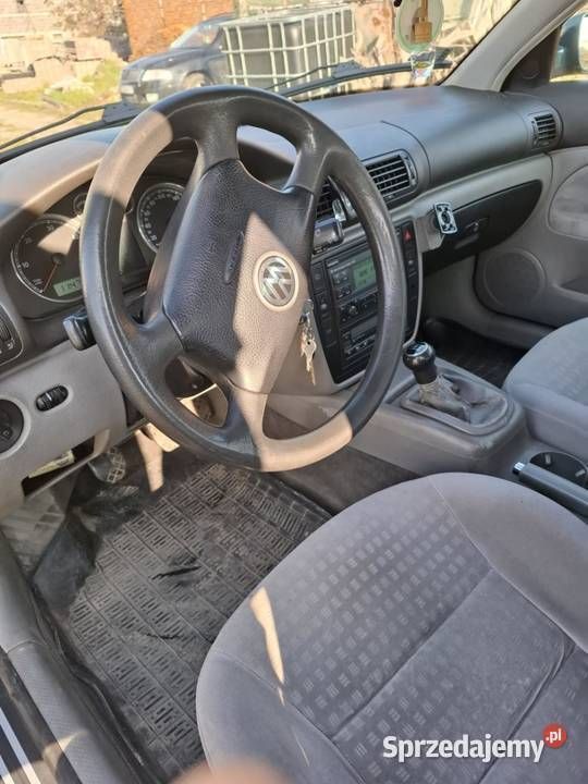 Używany 2001 VW Passat Kombi | 5700 zł (Dość drogi) - Obraz 1/4