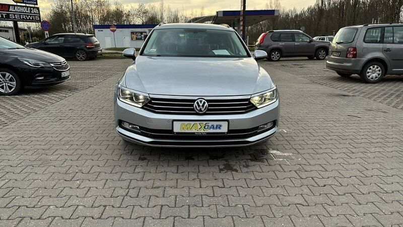 Używany VW Passat 150 KM (110 kW) 2015 Srebrny (metalik) Sedan/Limuzyna