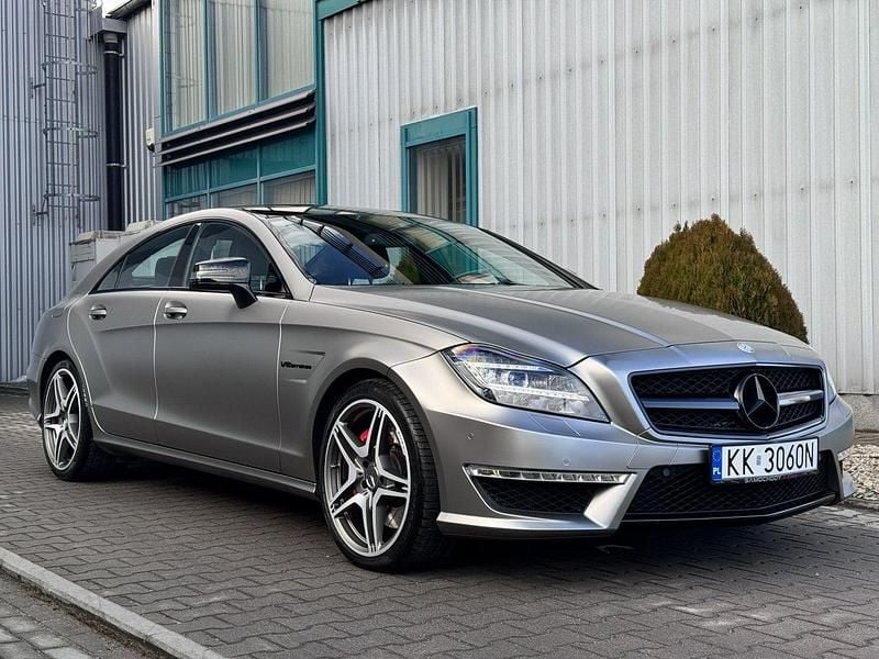 Używany Mercedes CLS63 AMG AMG 557 KM (409 kW) 2011 Biały Sedan/Limuzyna