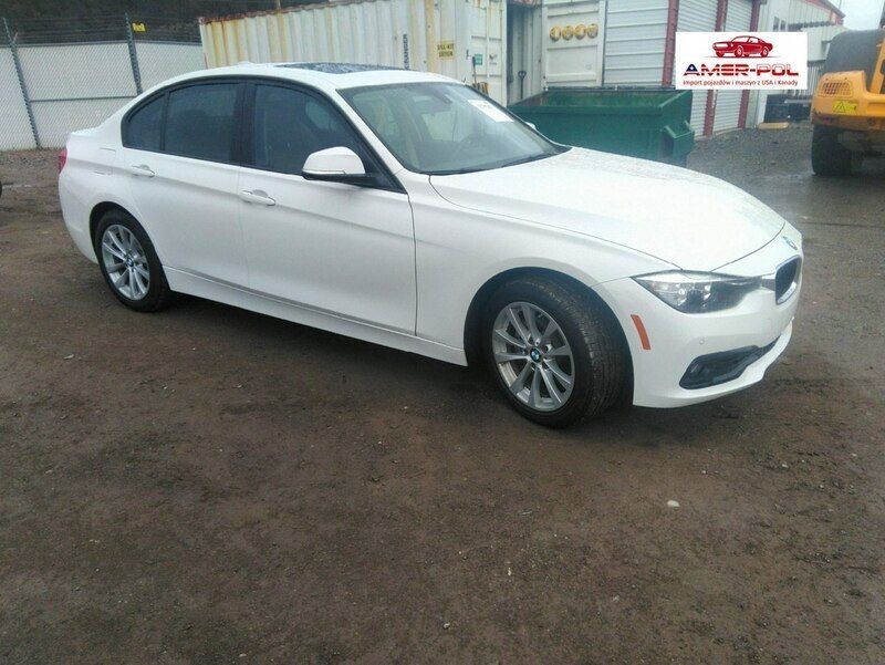 Biały Używany 2017 BMW 320 Sedan/Limuzyna | 68 000 zł - Obraz 1/4
