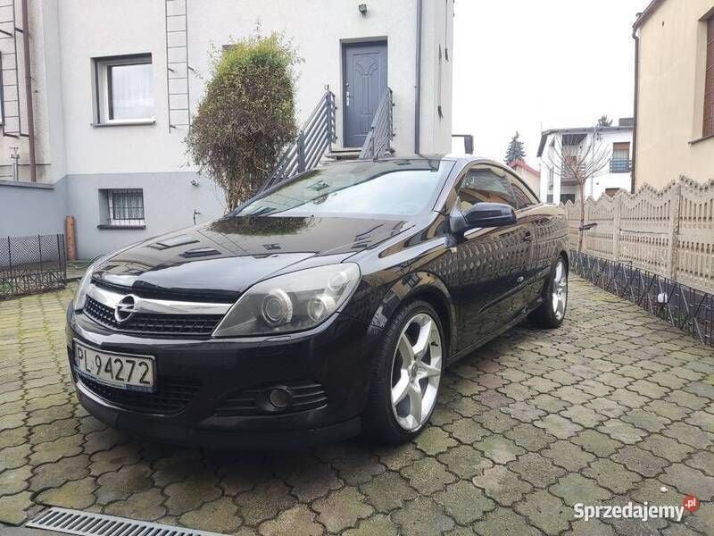 Używany Opel Astra Cabriolet Cosmo 2006 Czarny Kabriolet