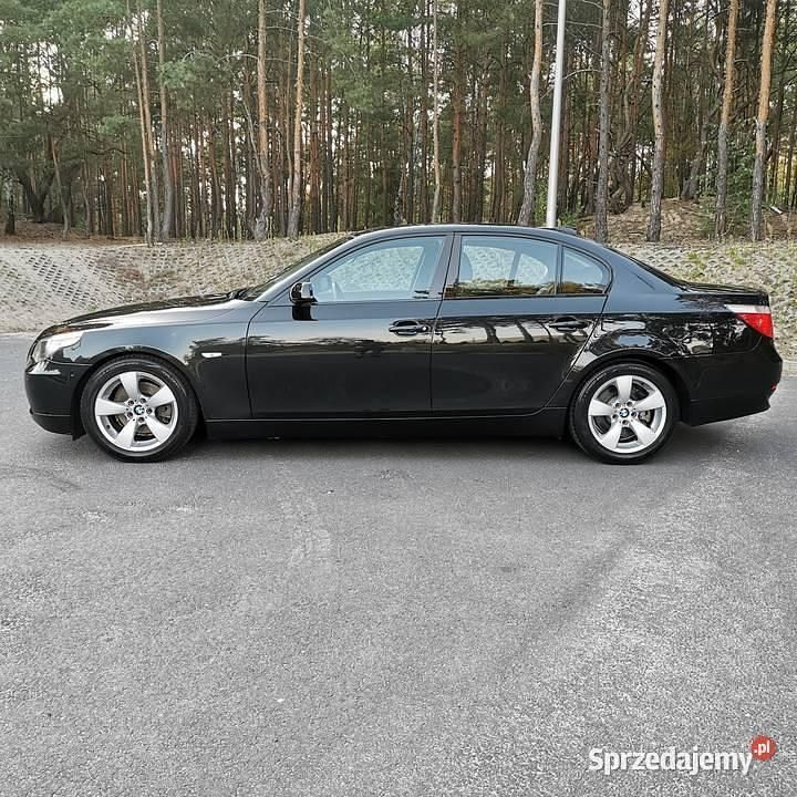 Czarny Używany 2004 BMW 525 Sedan/Limuzyna | 34 000 zł (Drogi) - Obraz 1/4
