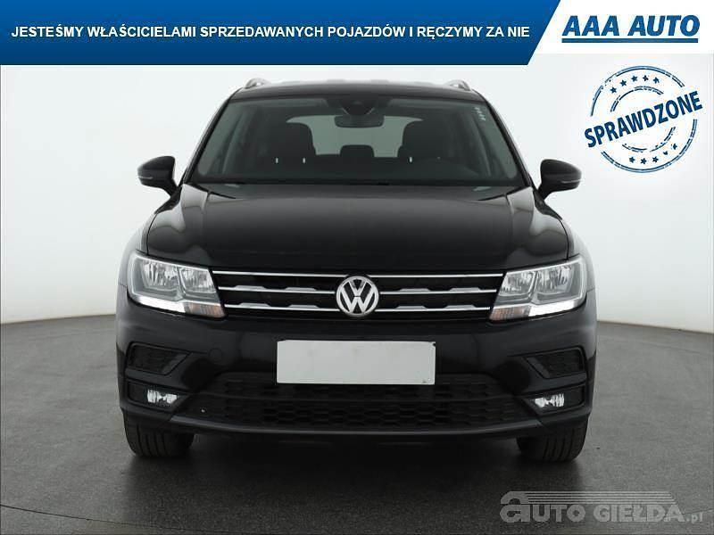 Używany VW Tiguan Allspace 150 KM (110 kW) 2021 Czarny SUV