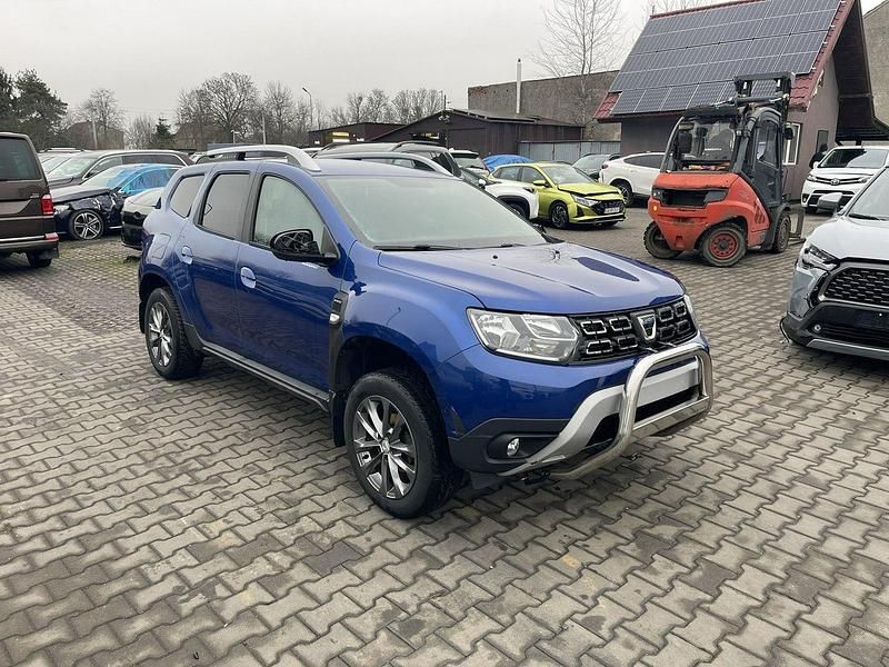 Używany Dacia Duster 114 KM (83 kW) 2021 Niebieski (metalik, perła) SUV