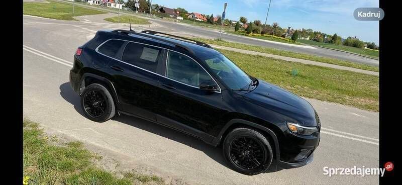Używany Jeep Cherokee 180 KM (132 kW) 2019 Czarny SUV