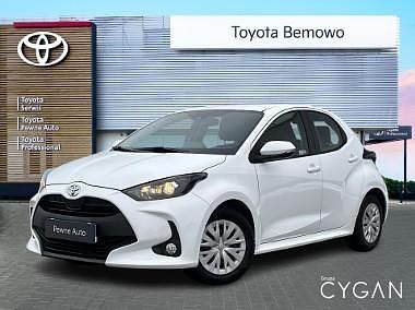 Używany Toyota Yaris Comfort 125 KM (91 kW) 2022 Biały Hatchback