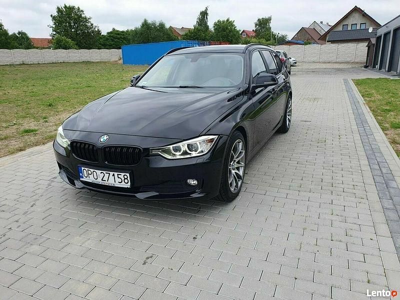 Używany BMW 320 Sport Line 184 KM (135 kW) 2014 Czarny Kombi