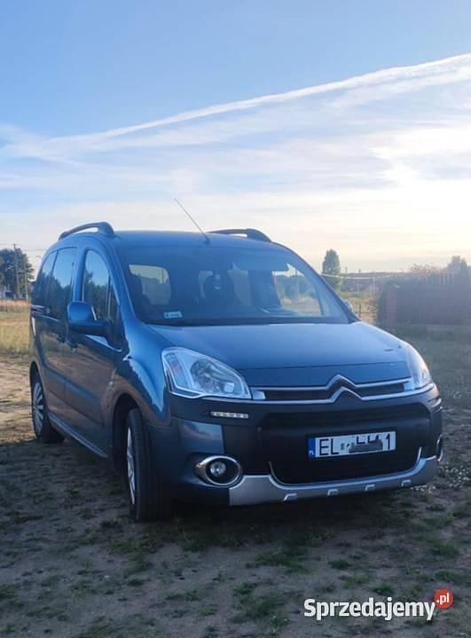 Niebieski Używany 2012 Citroën Berlingo XTR Minivan | 19 400 zł (Uczciwa cena) - Obraz 1/4