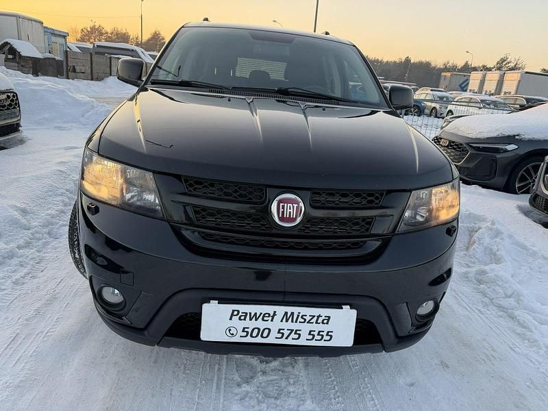 Używany Fiat Freemont 170 KM (125 kW) 2014 Czarny (metalik) SUV