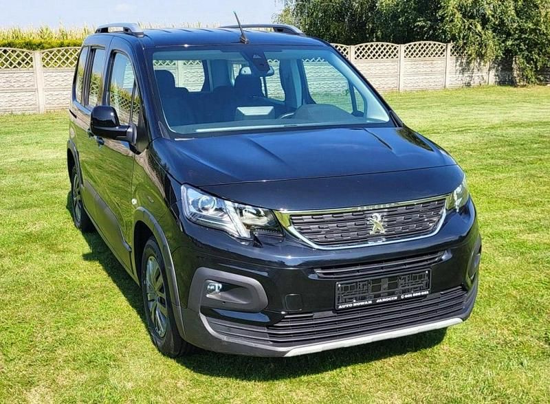 Czarny Używany 2020 Peugeot Rifter GT-line Minivan | 64 600 zł (Uczciwa cena) - Obraz 1/1