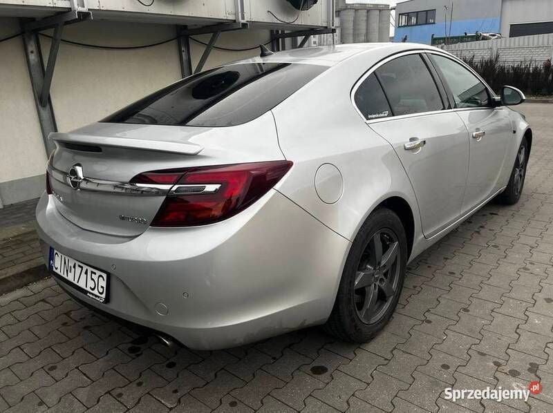 Używany Opel Insignia 2015 Srebrny Hatchback