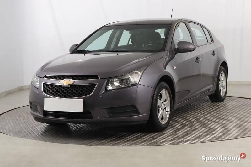 Używany Chevrolet Cruze 2011 Szary Hatchback