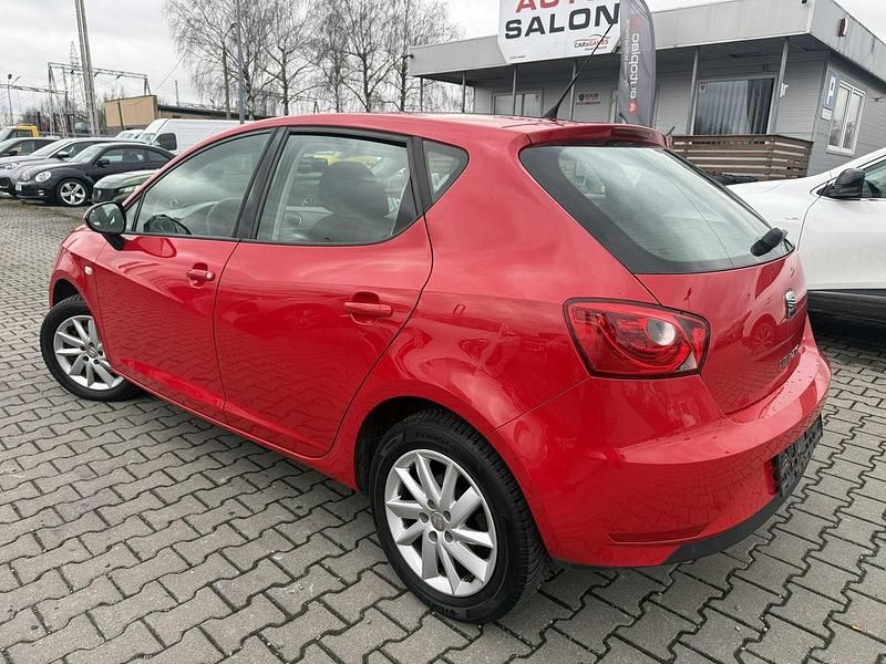 Używany Seat Ibiza 105 KM (77 kW) 2013 Czerwony Hatchback