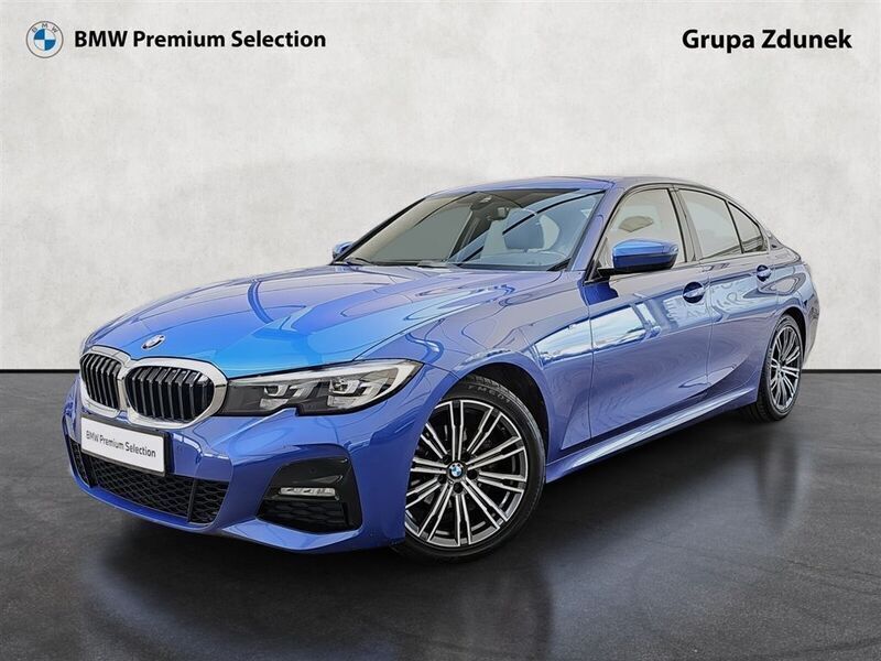 Używany BMW 318 Shadowline 150 KM (110 kW) 2019 Portimao blue metallic metalizowany Sedan/Limuzyna