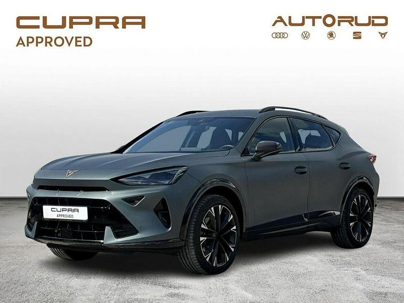 Zielony Używany 2024 Cupra Formentor SUV | 167 900 zł - Obraz 1/4