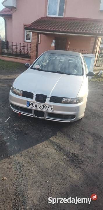Srebrny Używany 2003 Seat Leon Sport Sedan/Limuzyna | 8800 zł (Uczciwa cena) - Obraz 1/4
