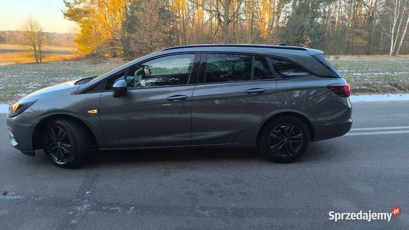 Używany 2020 Opel Astra Kombi | 35 700 zł (Uczciwa cena) - Obraz 1/4