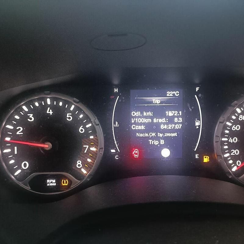 Używany Jeep Renegade Sport 120 KM (88 kW) 2019 Biały SUV