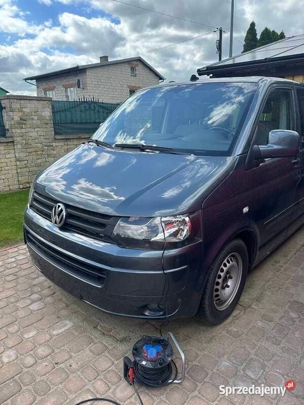 Używany 2005 VW Multivan | 79 000 zł (Uczciwa cena) - Obraz 1/4