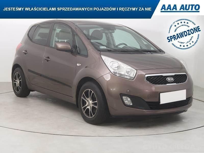 Używany Kia Venga 125 KM (91 kW) 2013 Brązowy Hatchback