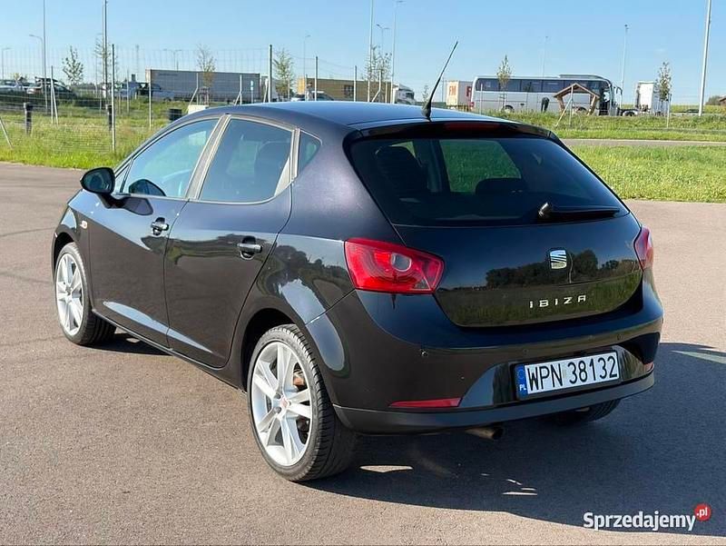 Czarny Używany 2008 Seat Ibiza Hatchback | 18 700 zł - Obraz 1/4