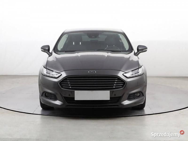 Używany Ford Mondeo 2016 Szary Hatchback