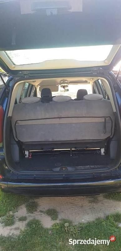 Granatowy Używany 2010 Peugeot 807 Minivan | 9900 zł - Obraz 1/4