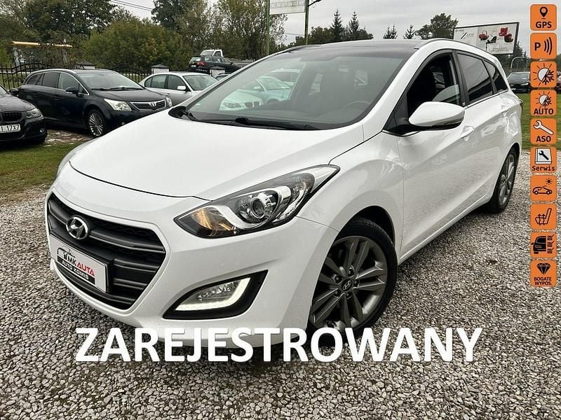 Biały Używany 2017 Hyundai i30 Kombi | 34 900 zł (Super Cena) - Obraz 1/4