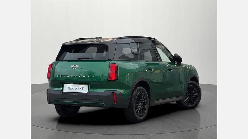 Używany Mini Countryman 156 KM (114 kW) 2024 British racing green iv metalizowany SUV