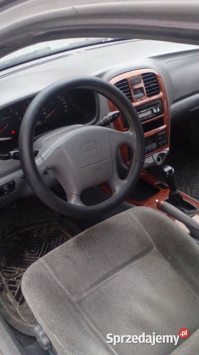 Używany Kia Magentis 2002 Srebrny Sedan/Limuzyna