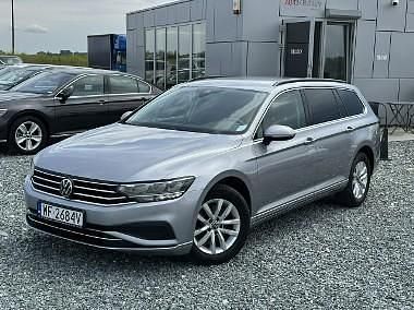 Srebrny Używany 2020 VW Passat Business Kombi | 79 900 zł (Uczciwa cena) - Obraz 1/4