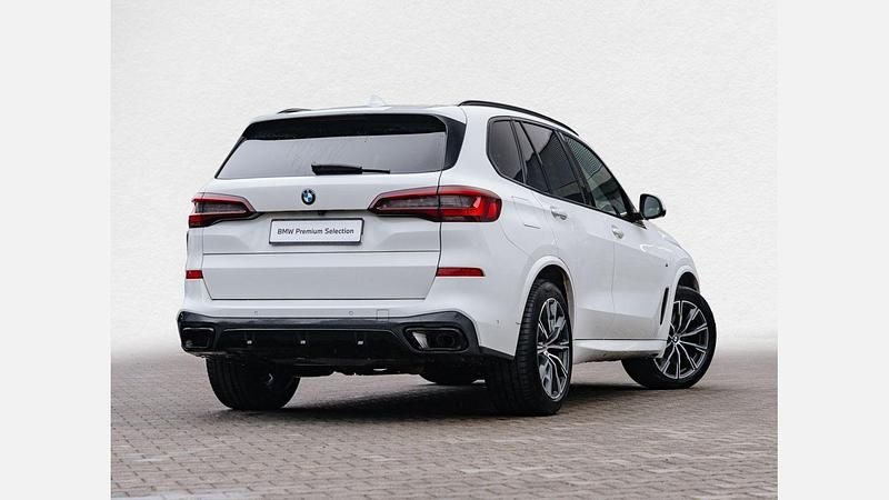 Używany BMW X5 Shadowline 231 KM (169 kW) 2021 Alpine white 3 SUV