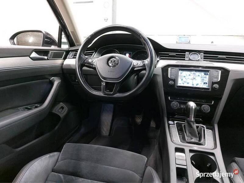 Czarny Używany 2016 VW Passat Sedan/Limuzyna | 53 000 zł (Uczciwa cena) - Obraz 1/4