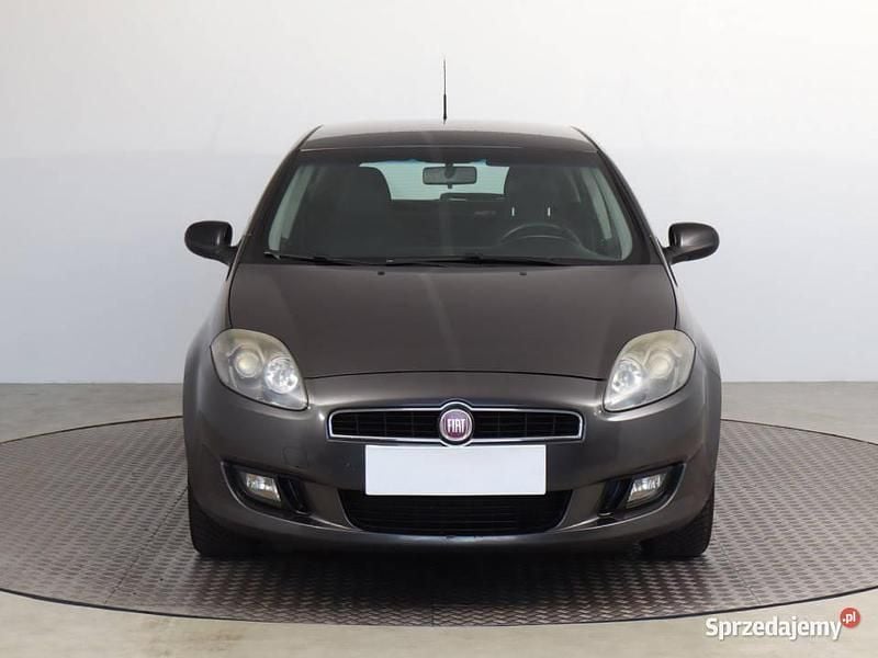 Szary Używany 2013 Fiat Bravo Hatchback | 14 999 zł (Uczciwa cena) - Obraz 1/4