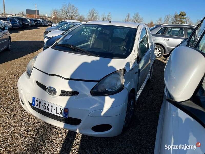 Biały Używany 2009 Toyota Aygo Hatchback | 6200 zł - Obraz 1/4