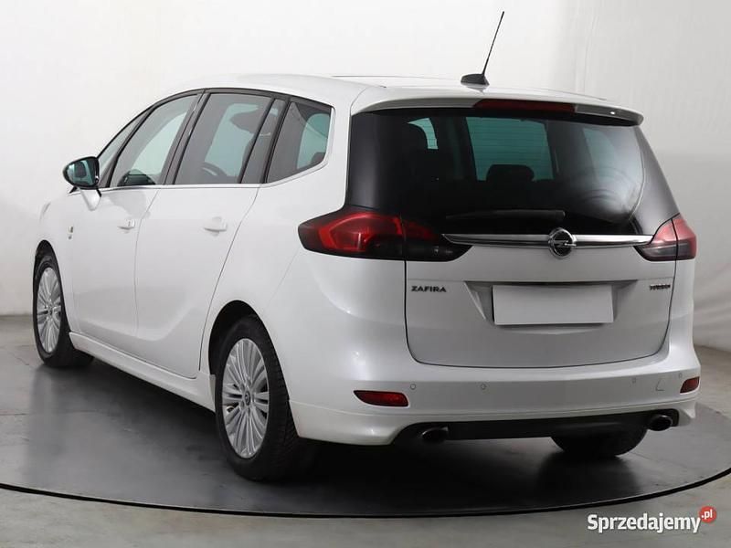 Używany Opel Zafira Tourer 200 KM (147 kW) 2017 Biały Minivan