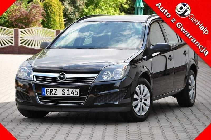 Używany Opel Astra 90 KM (66 kW) 2009 Czarny Kombi