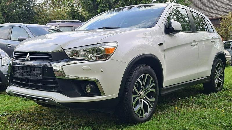 Używany Mitsubishi ASX Instyle 117 KM (86 kW) 2018 Biały SUV